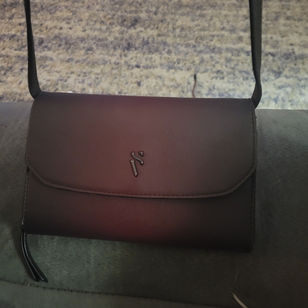 Simply Vera Wang Crossbody Bag